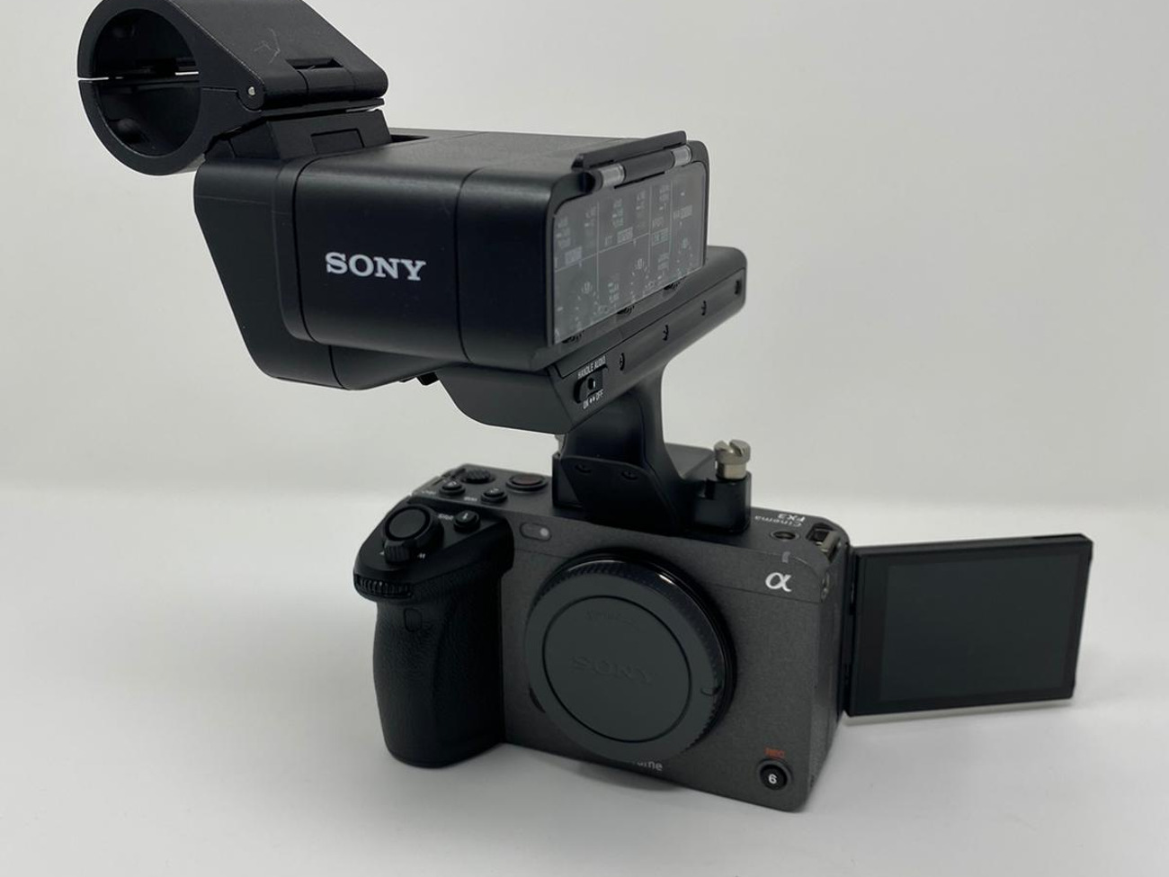 Sony fx3 camera + dji rs 4 + 2x sigma art lens