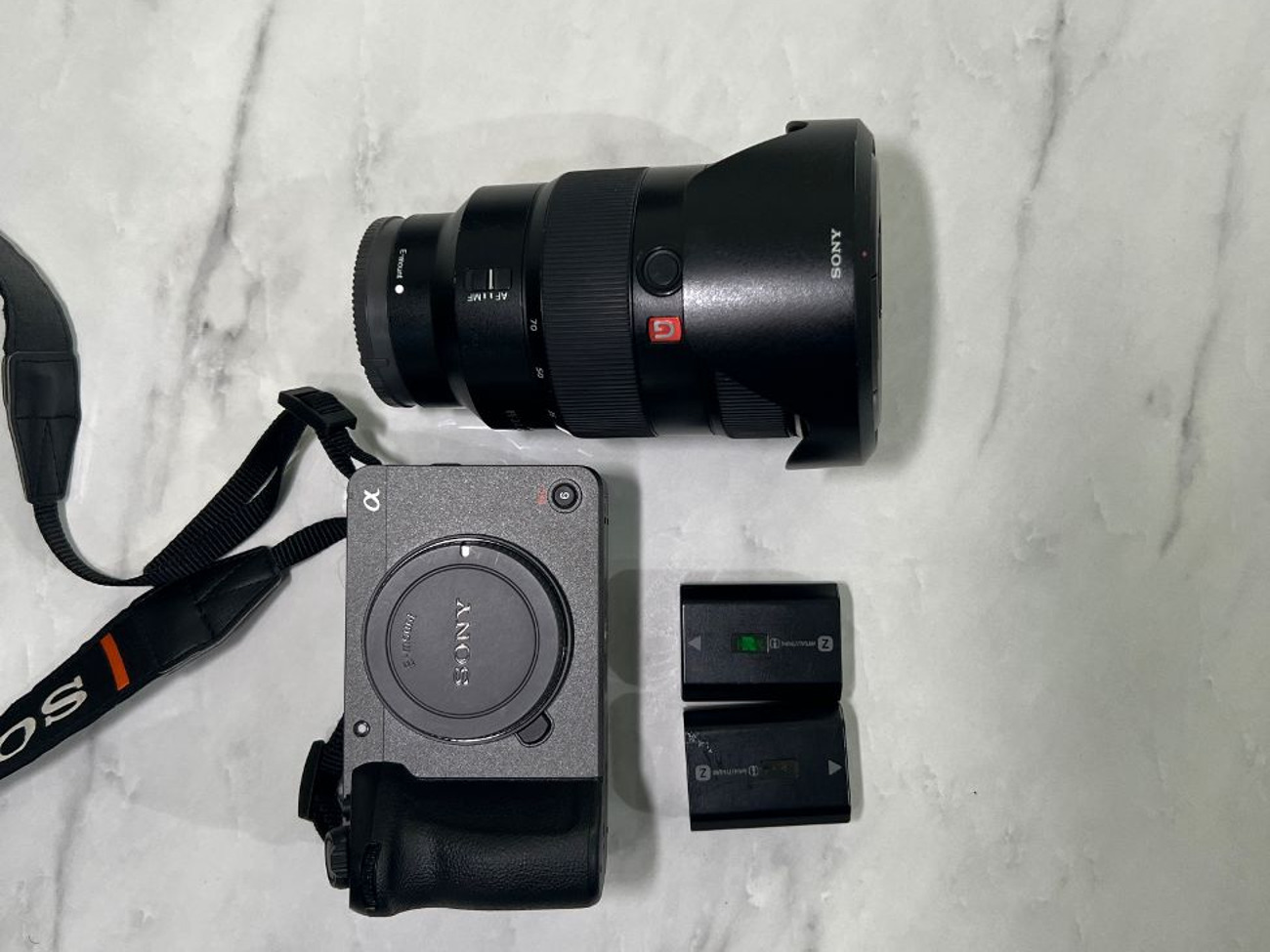 Sony fx3 with 24-70mm gm and 2x battery