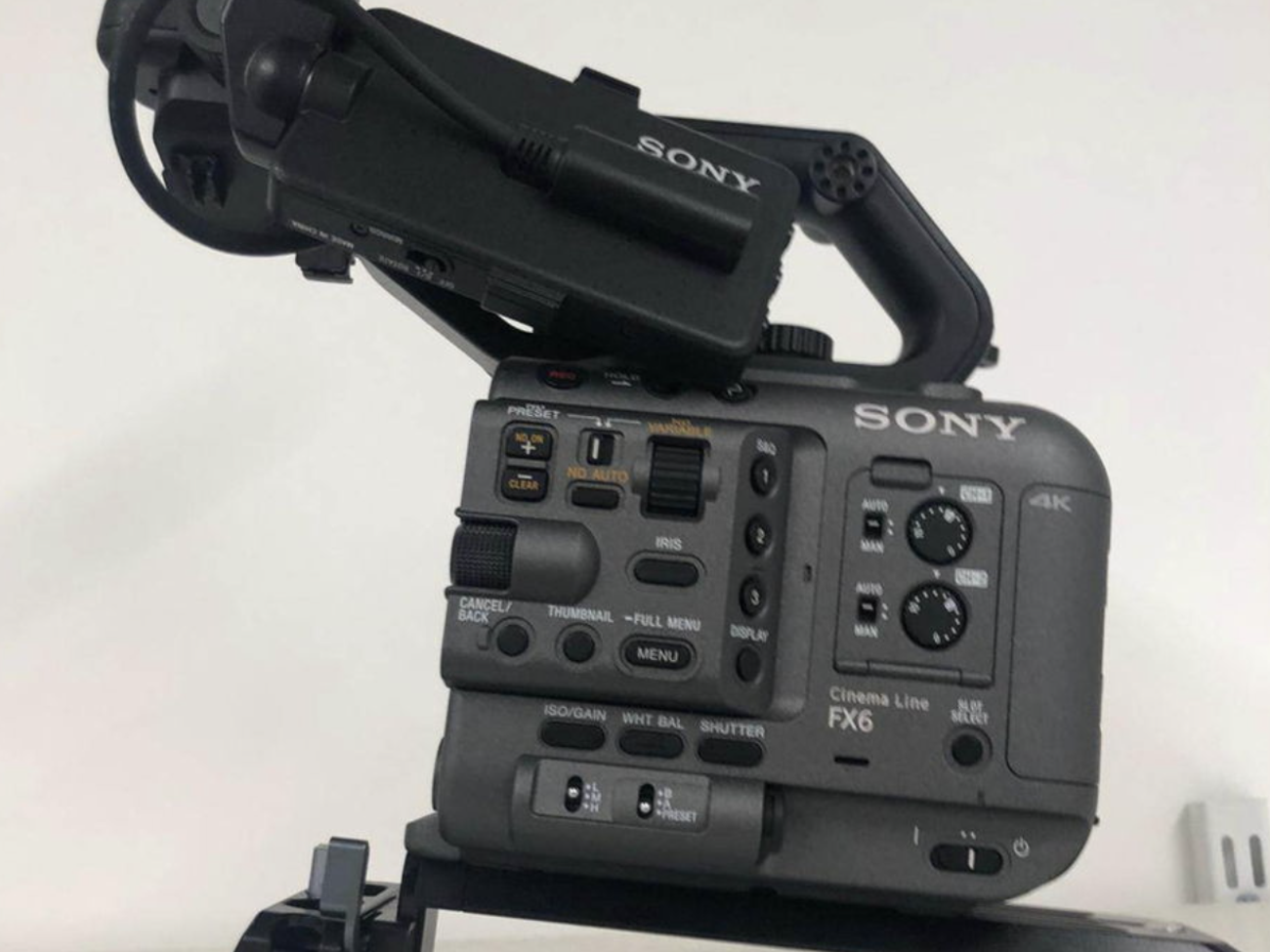 Sony fx6 4k cine camera + sony 24-70mm gm