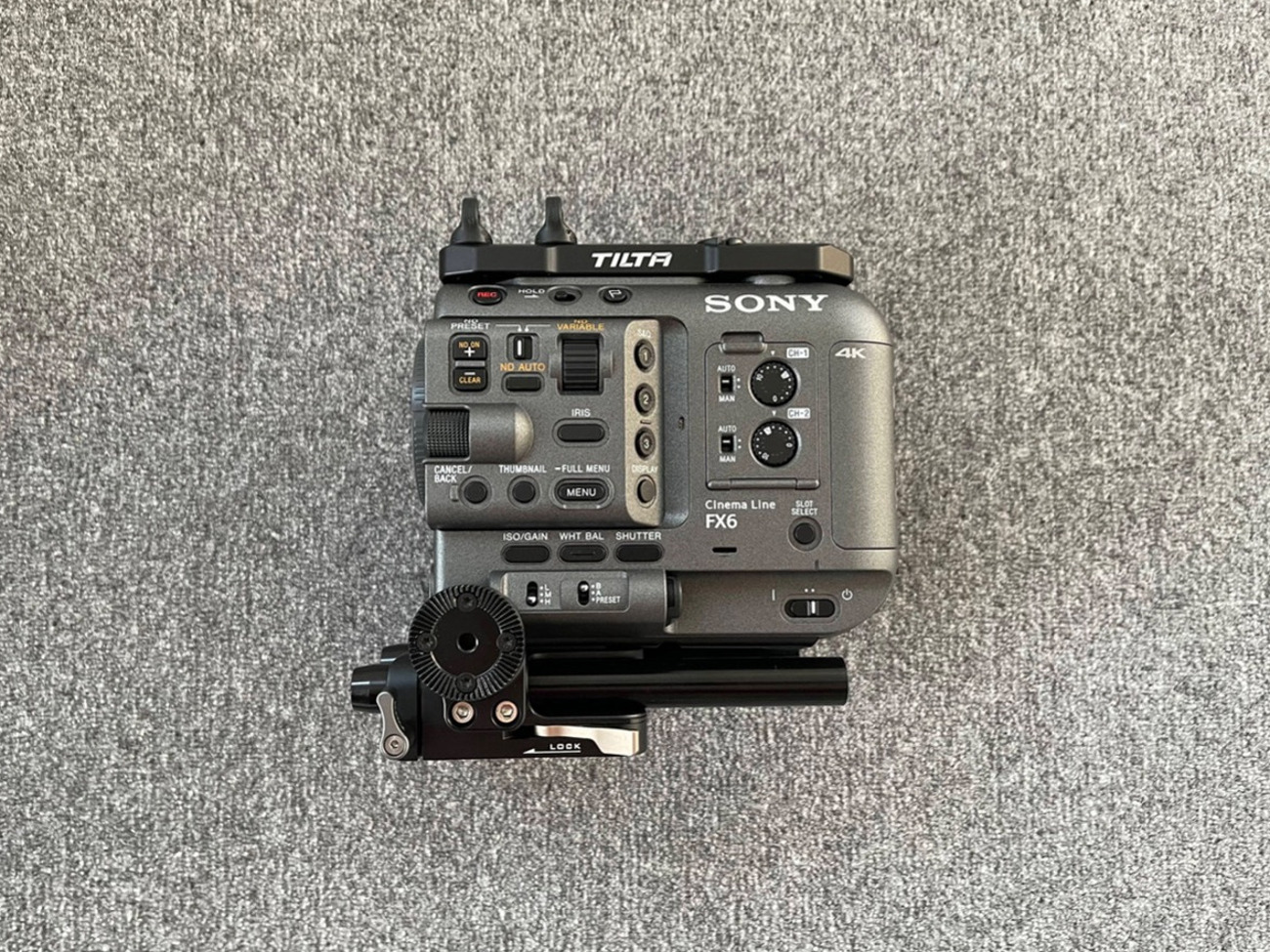 Sony fx6 4k cinema camera body + accessories