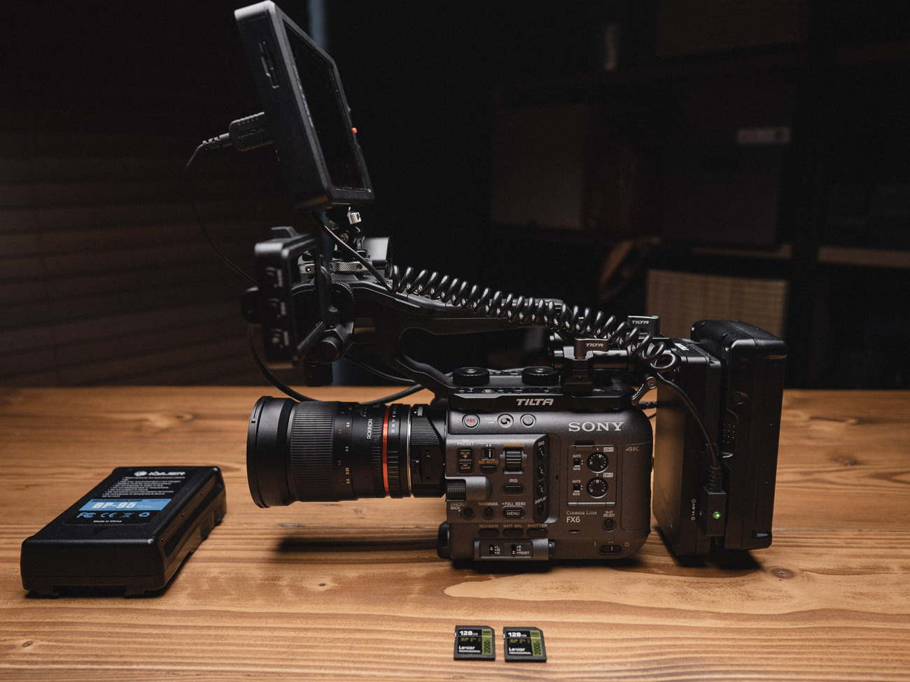 Sony fx6 shoot kit - with swit monitor and rokinon 35mm f1.4