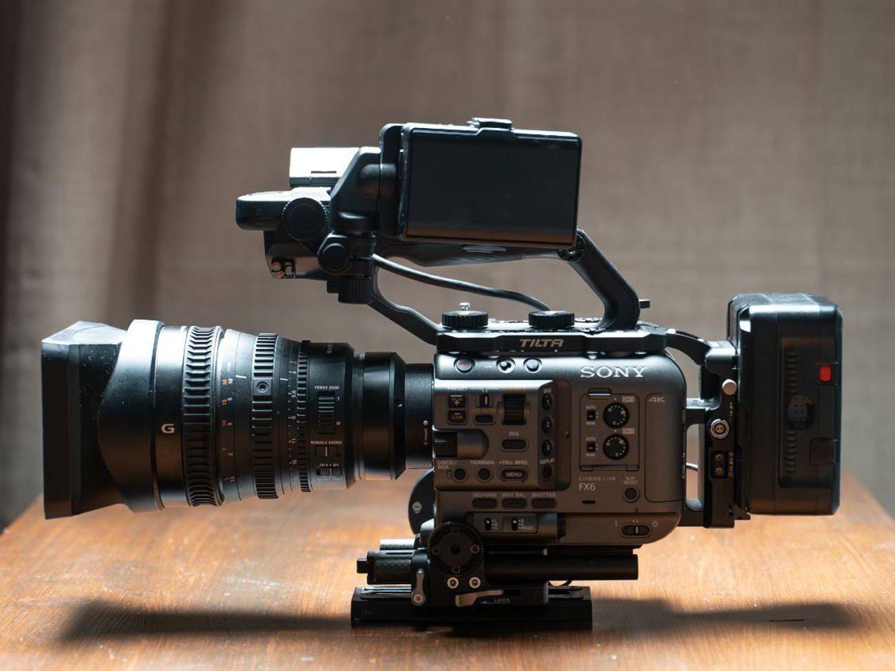 Sony fx6 with pz 28-135 servo zoom