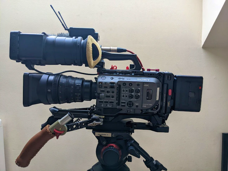 Sony fx9, tripod, lenses, v-lock batts + extras