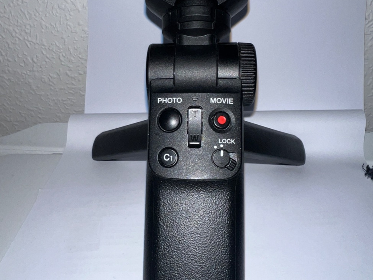 Sony gpvpt2bt shooting grip (hand grip)