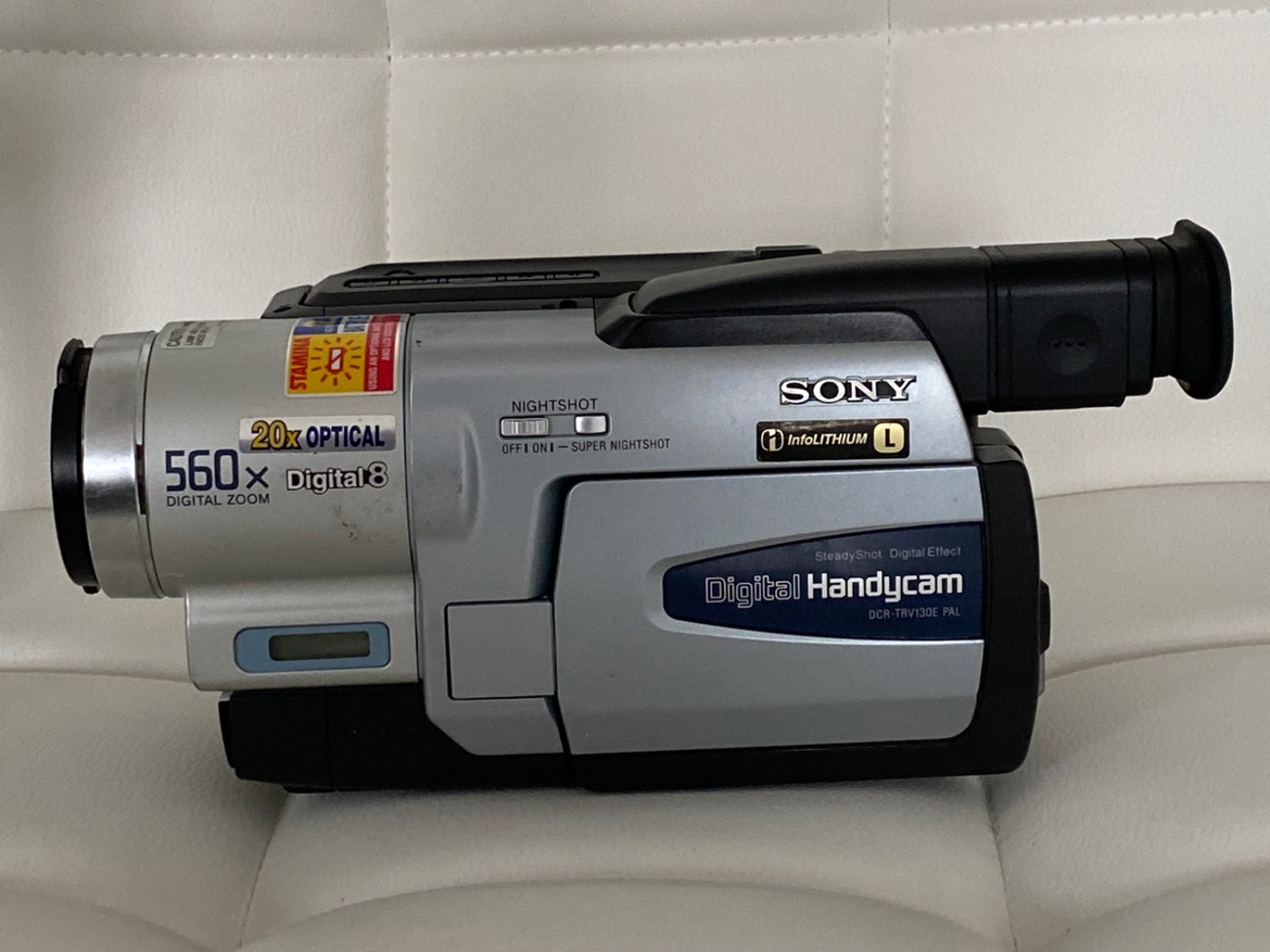 Sony handycam dcr-trv130e