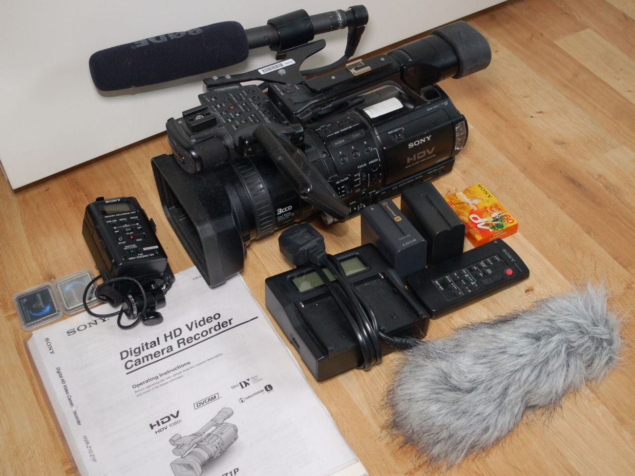 SONY HVR-MRC1K HVR-A1J シネマ撮影キット SONY HVR-MRC1K HVR-A1J シネマ撮影キット SONY HVR-MRC1K Memory