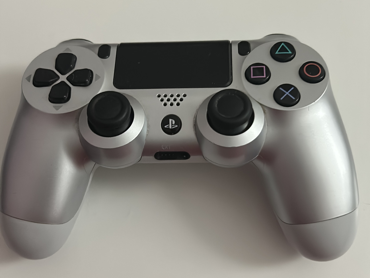 Sony playstation 4 controller (silver)