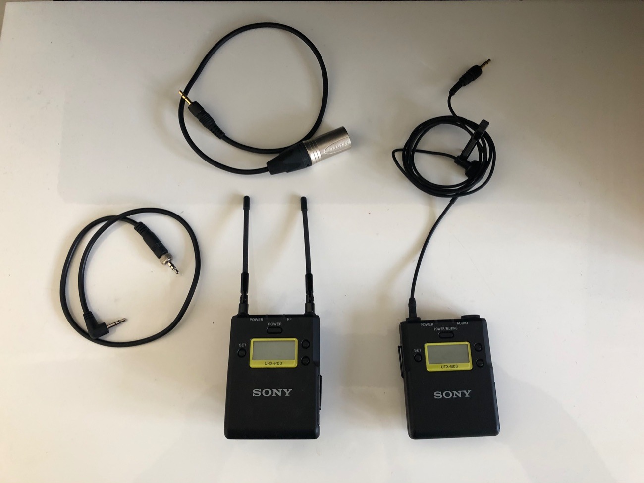 Sony pro wireless lav mic + hotshoe adaptor + xlr + 3.5mm