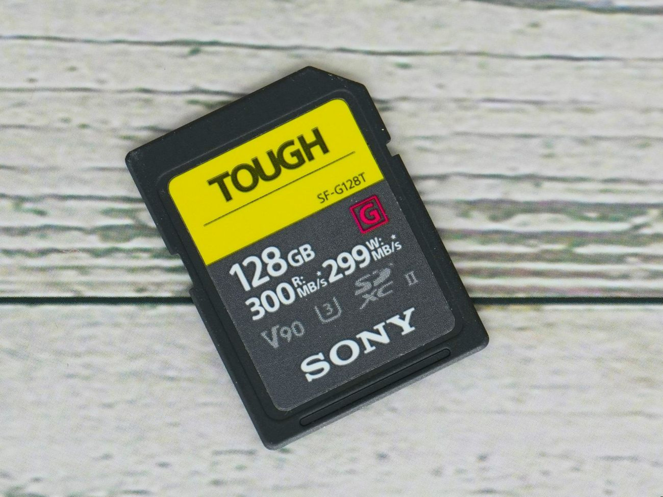 Sony tough 128gb sd card (v90 sd card)
