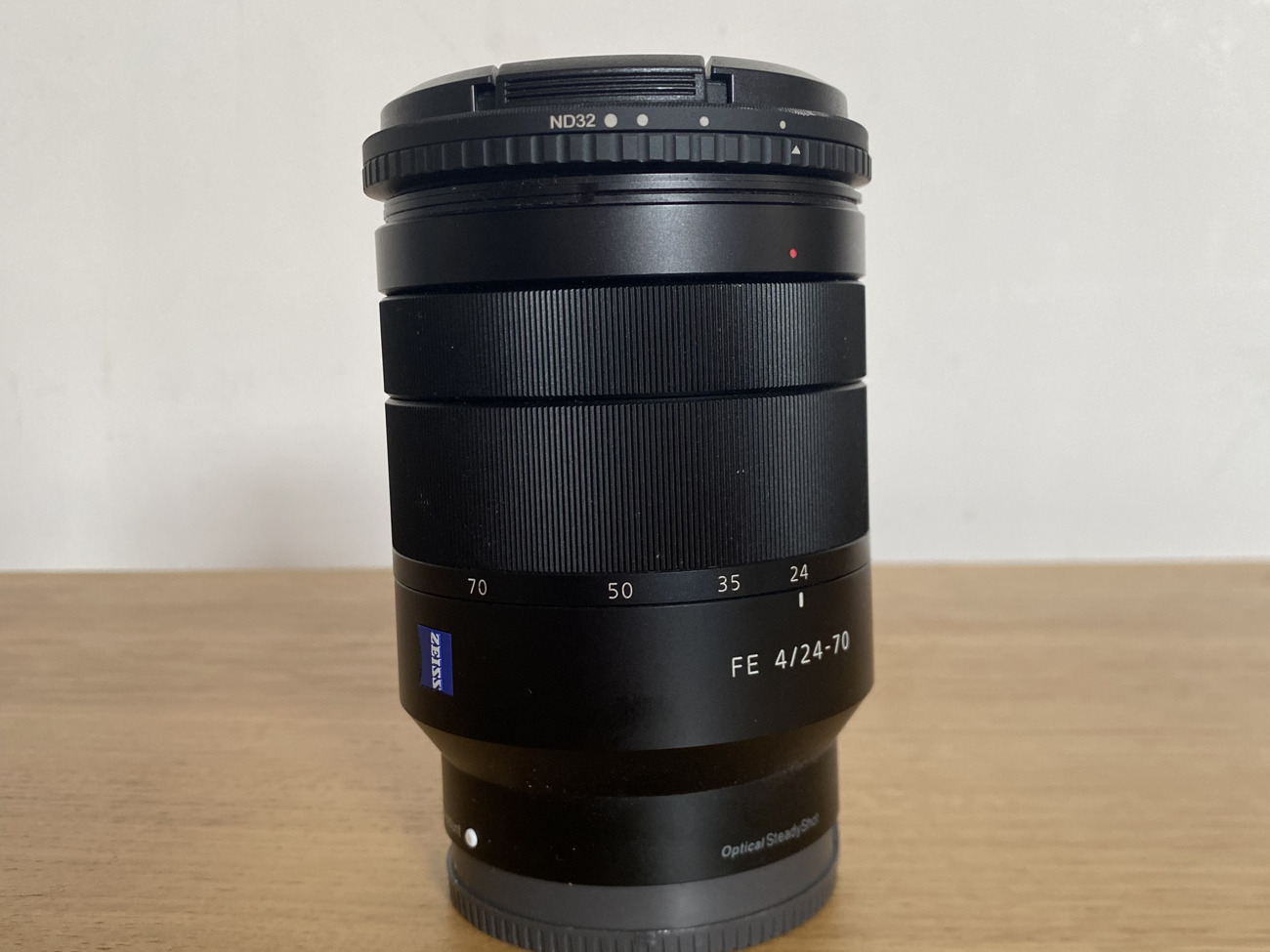 Sony vario-tessar fe 24-70mm f4 lens
