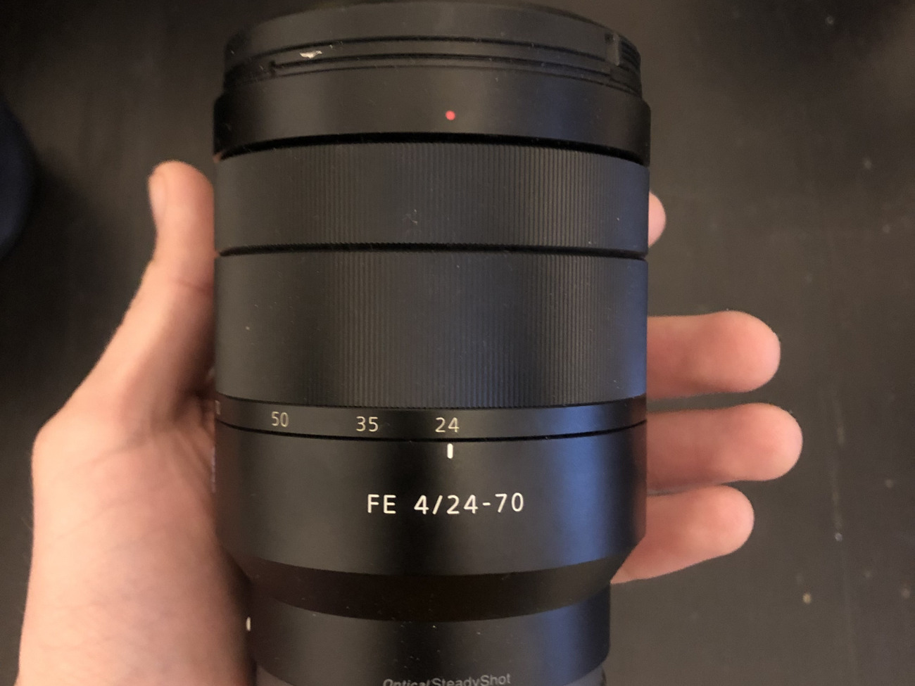 Sony zeiss fe4 / 24-70 lens