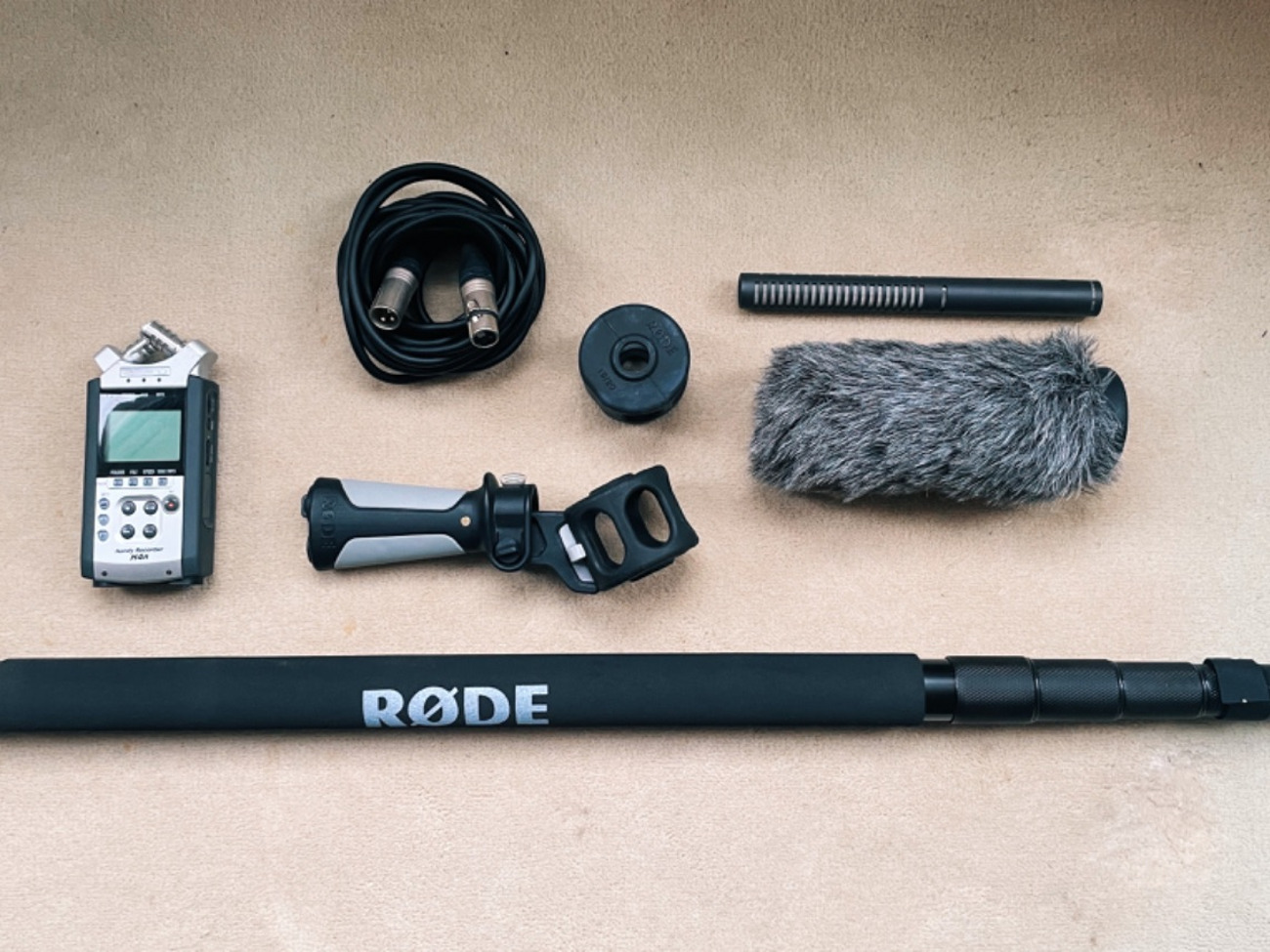 Sound kit | rode boom ntg1 mic, pole, deadcat & zoom h4n recorder