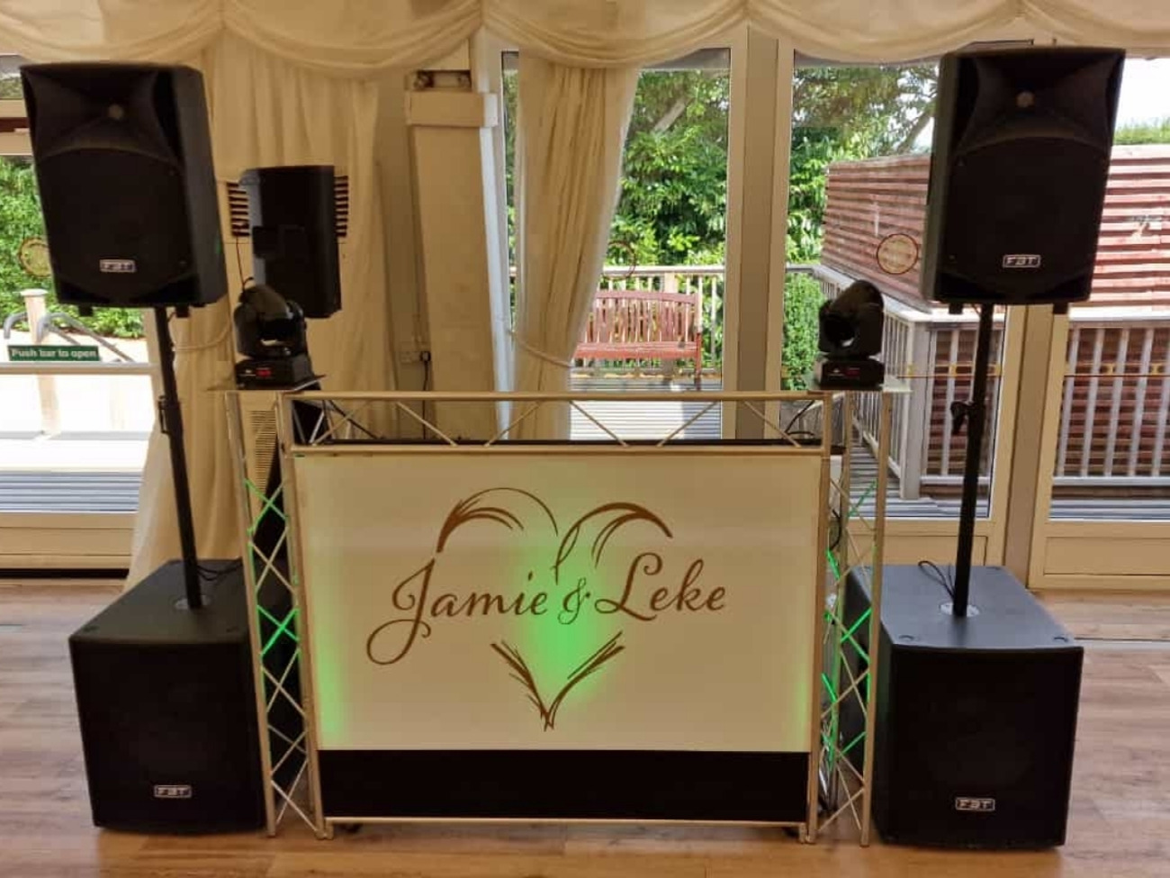 Sound system + lights 