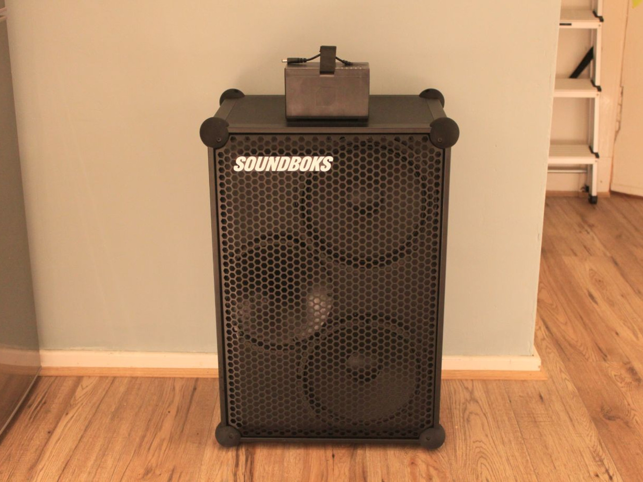 Soundboks 3 speaker - wireless pa speaker + 1x  battery