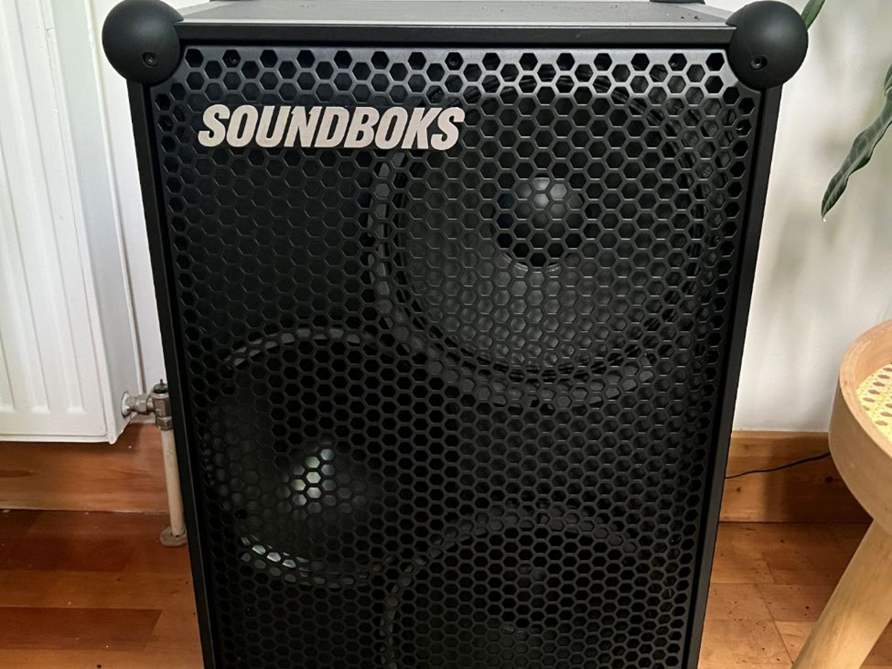 Soundbox 3 plus backpack and stand 
