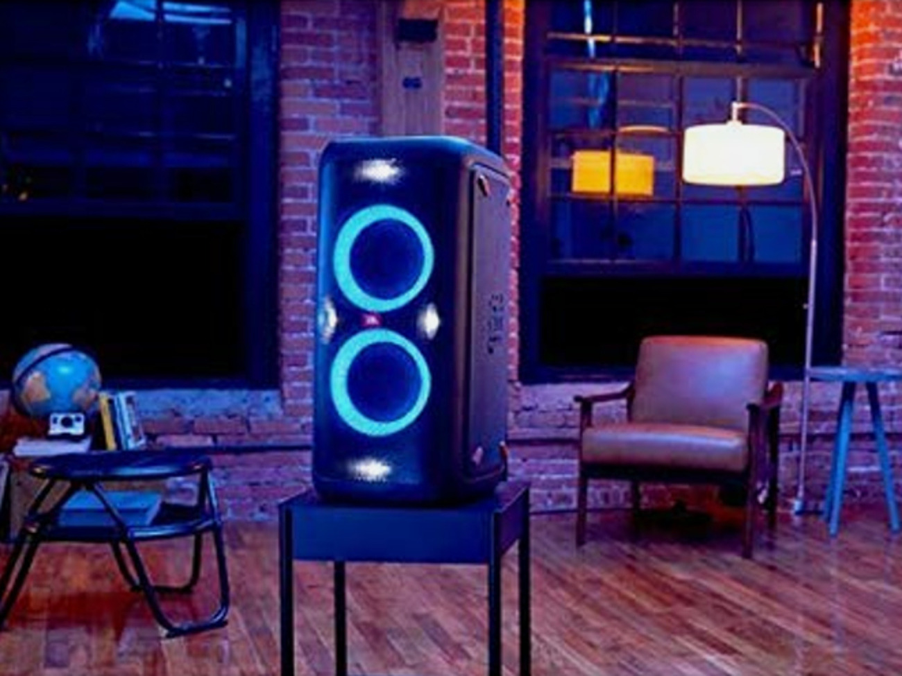 Speaker and lights for callum