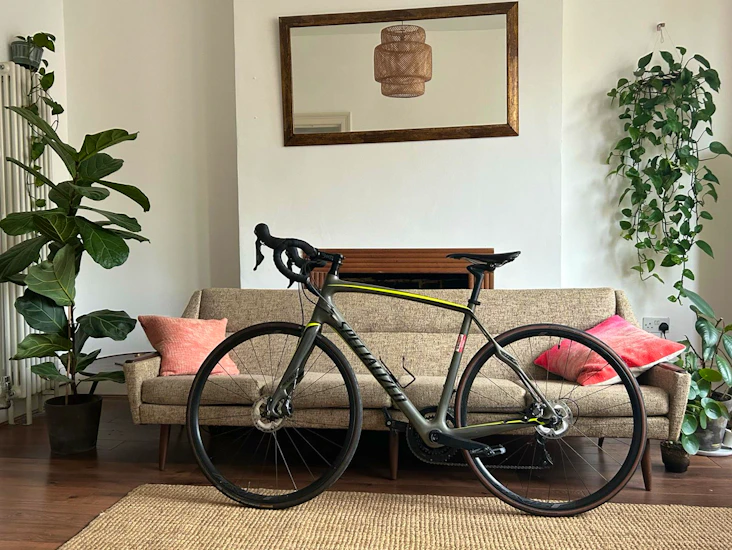 road bike - specialized (roubaix sl4)