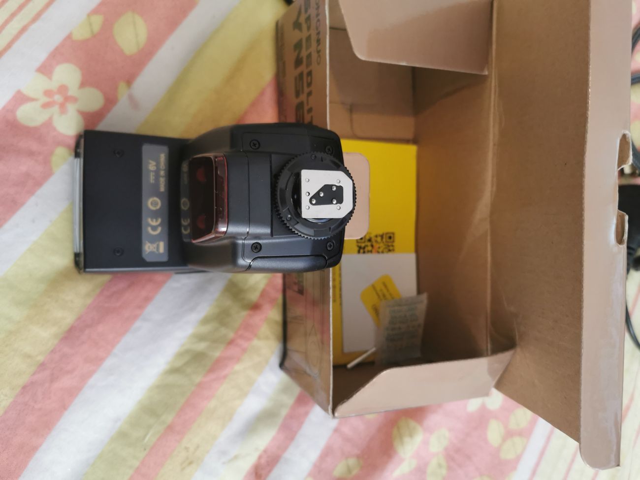Speedlite camera