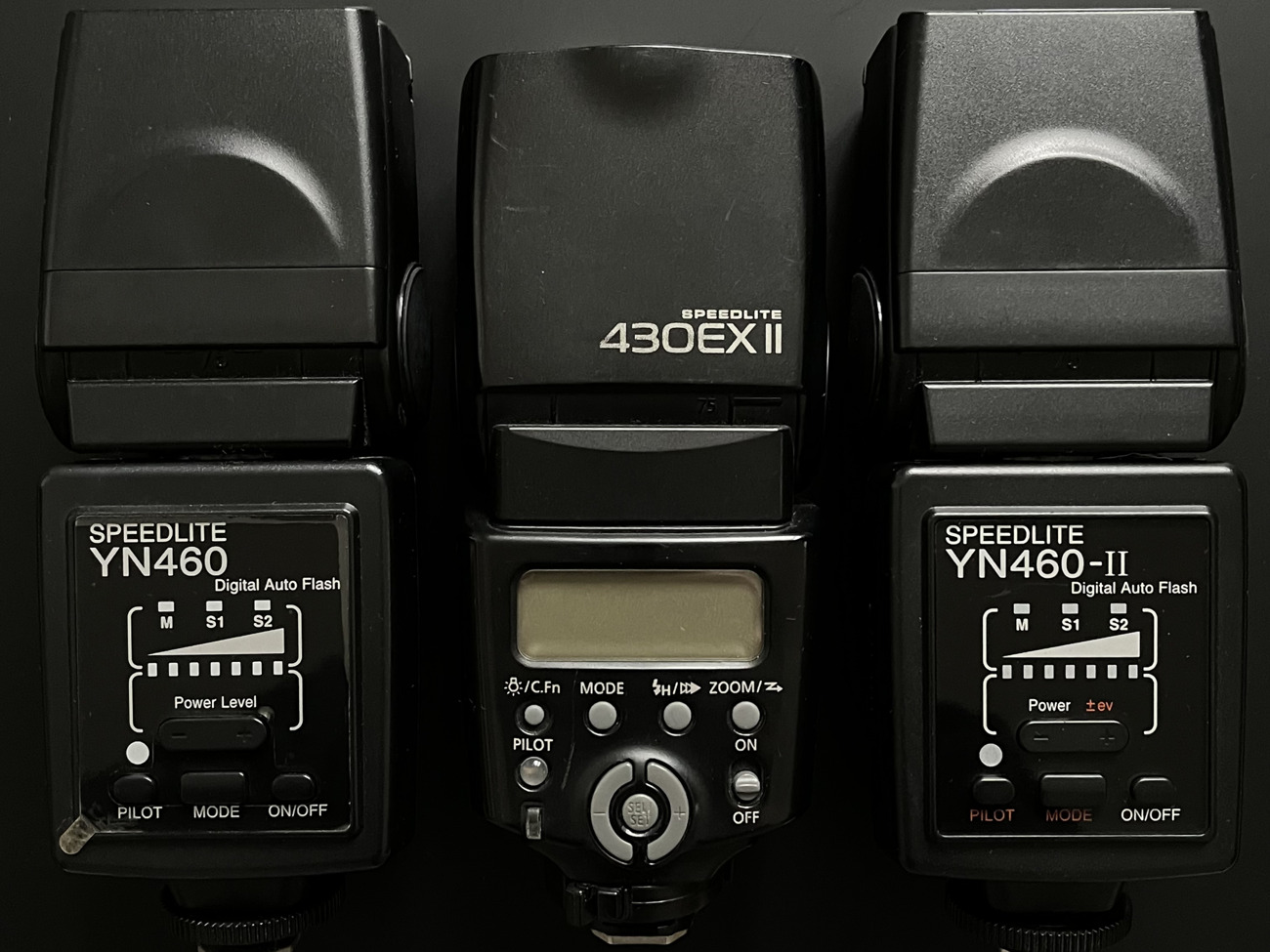 Speedlite flashes - 2 yongnuo + canon