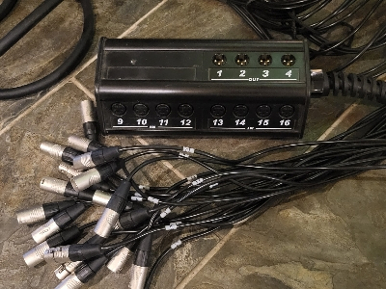 Stage loom 5m 16 x 4 xlr stage box