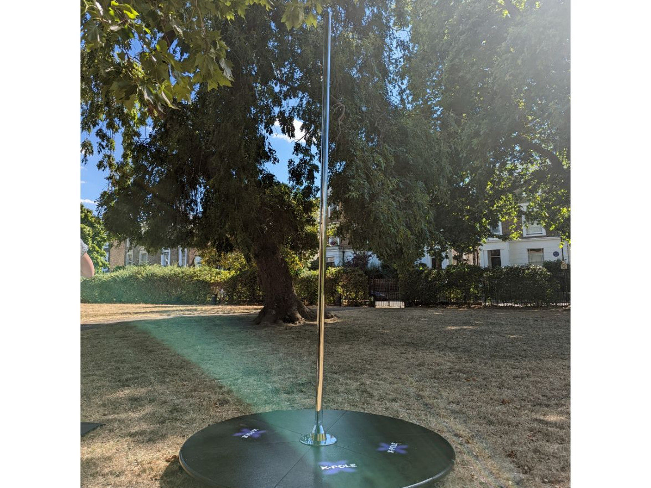 Stage pole x-pole stage lite