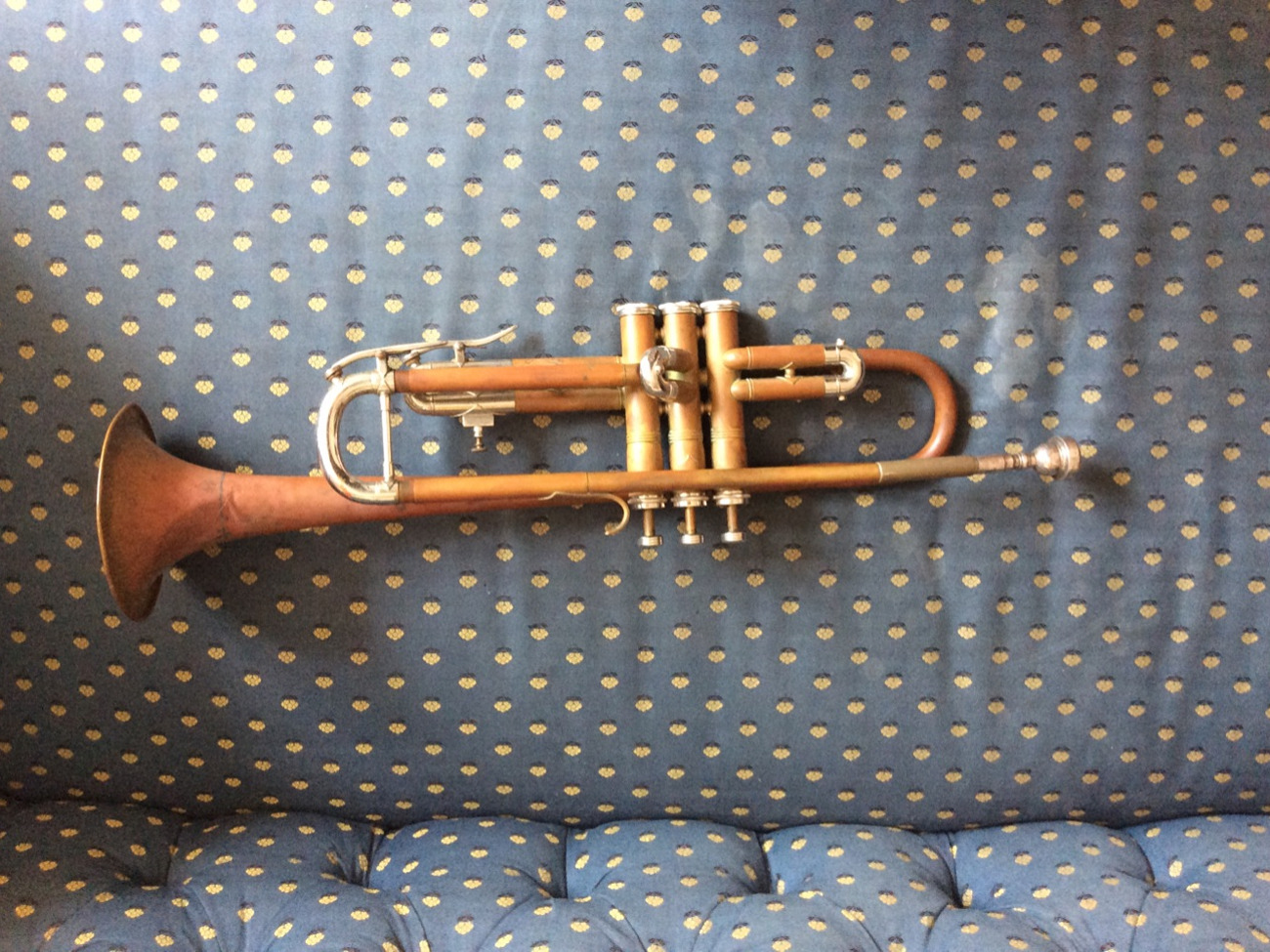 Starline trumpet with jupiter 7c mouthpiece (without case )
