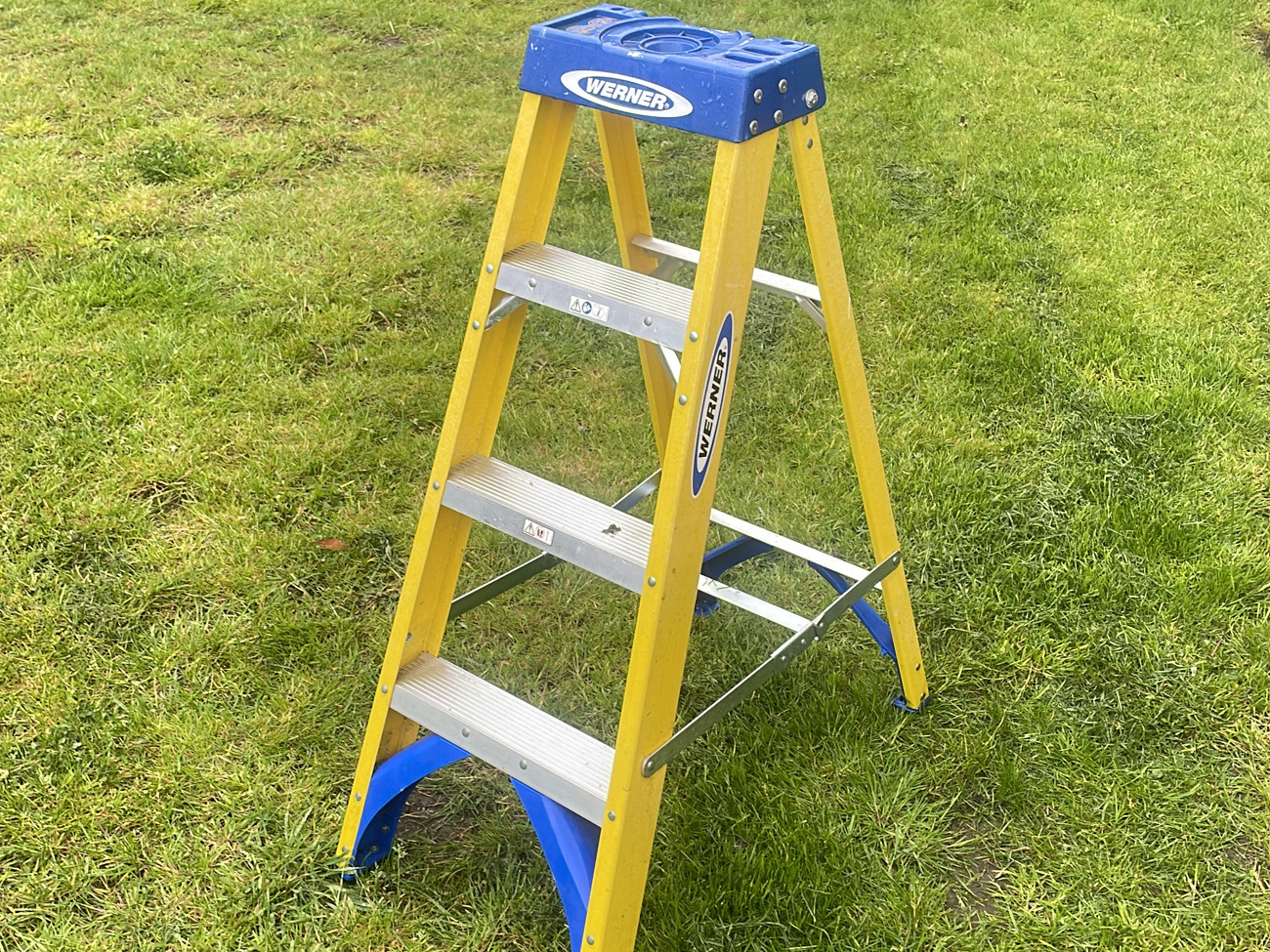 Step ladder