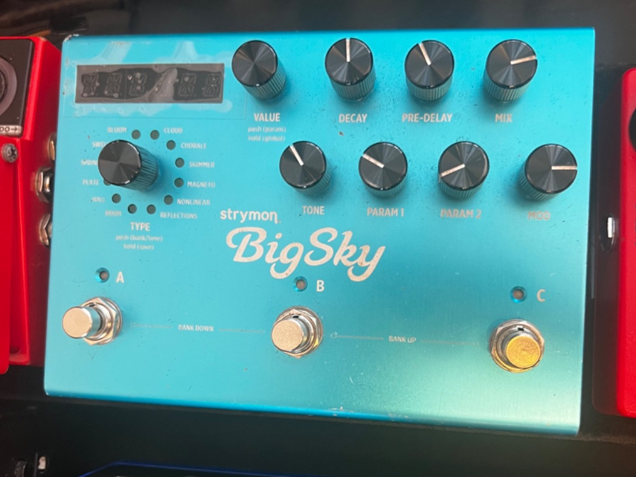 Strymon bigsky reverb pedal 