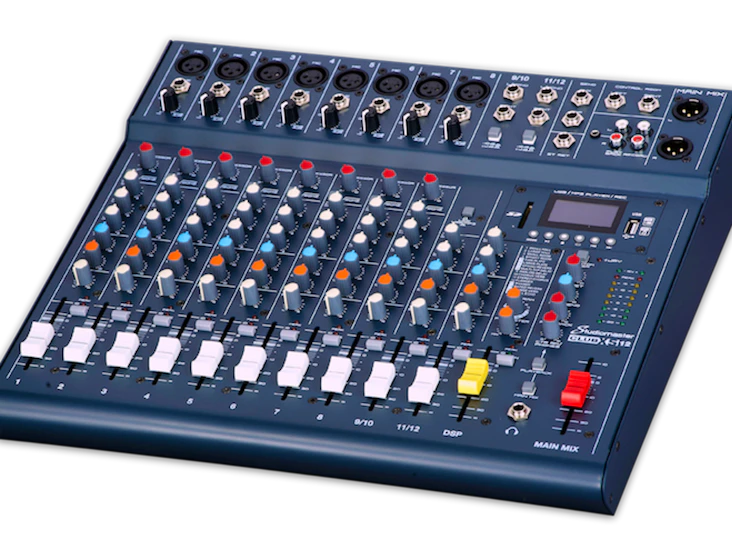 Studiomaster club xs 12 channel analogue mixer