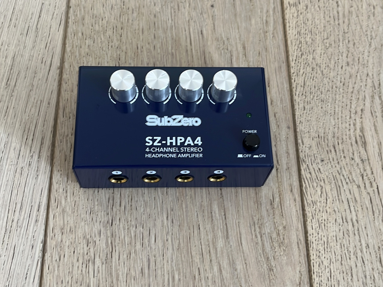 Subzero 4-channel headphone amp
