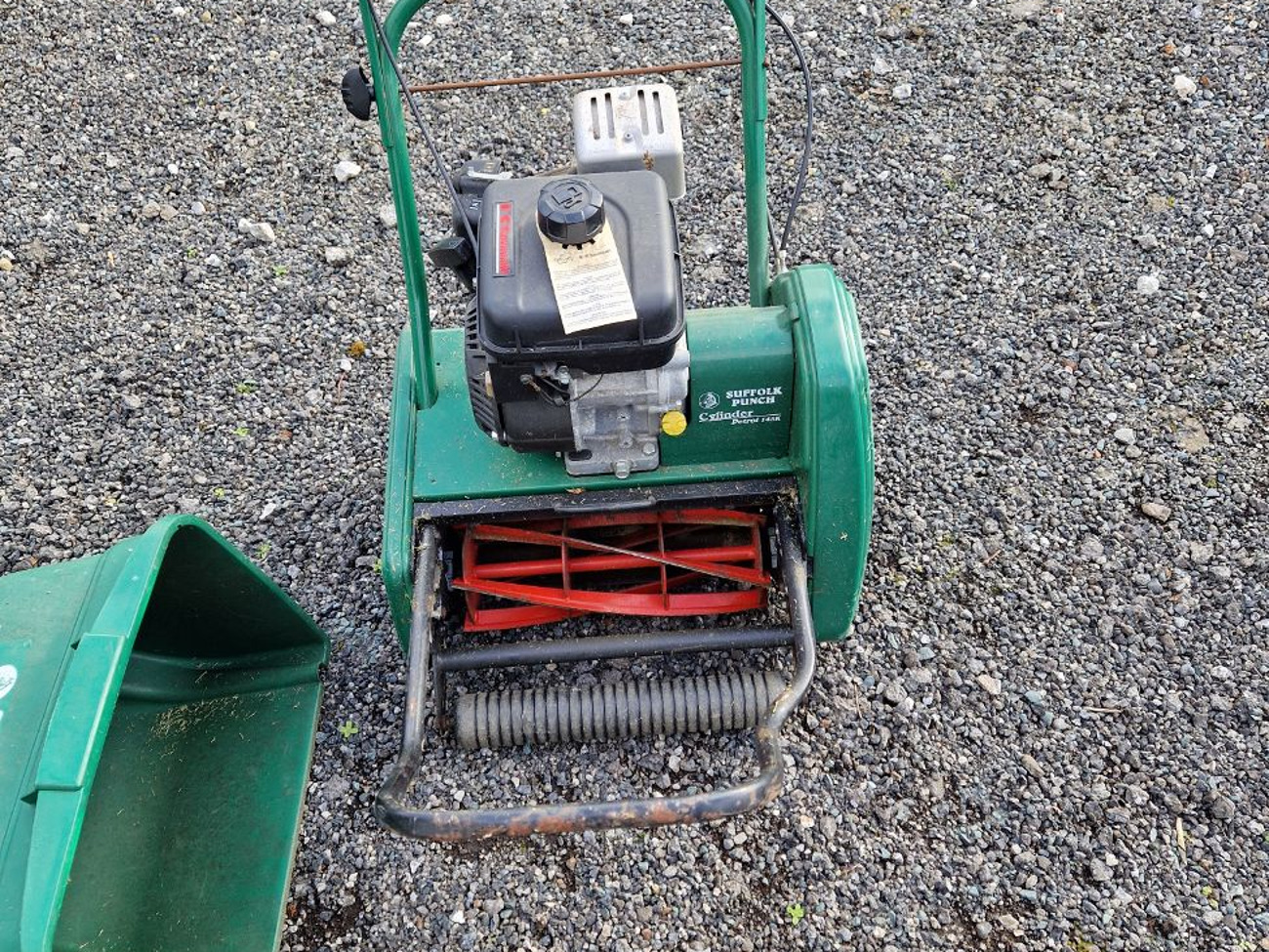 Suffolk punch p14sk self propelled cylinder mower