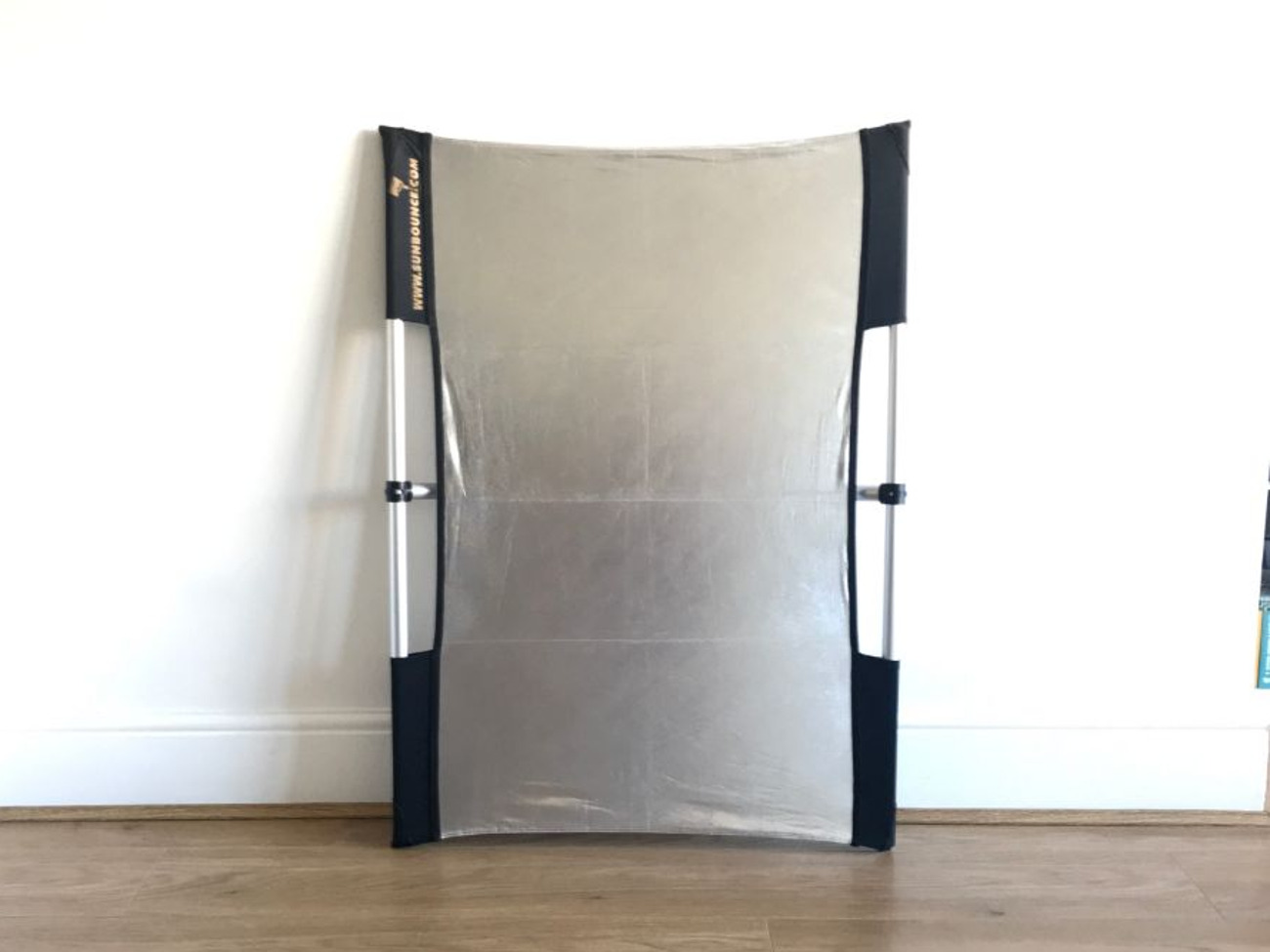 California sunbounce micro-mini kit small reflector 2' x 3' 