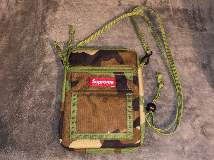 Supreme shoulder bag