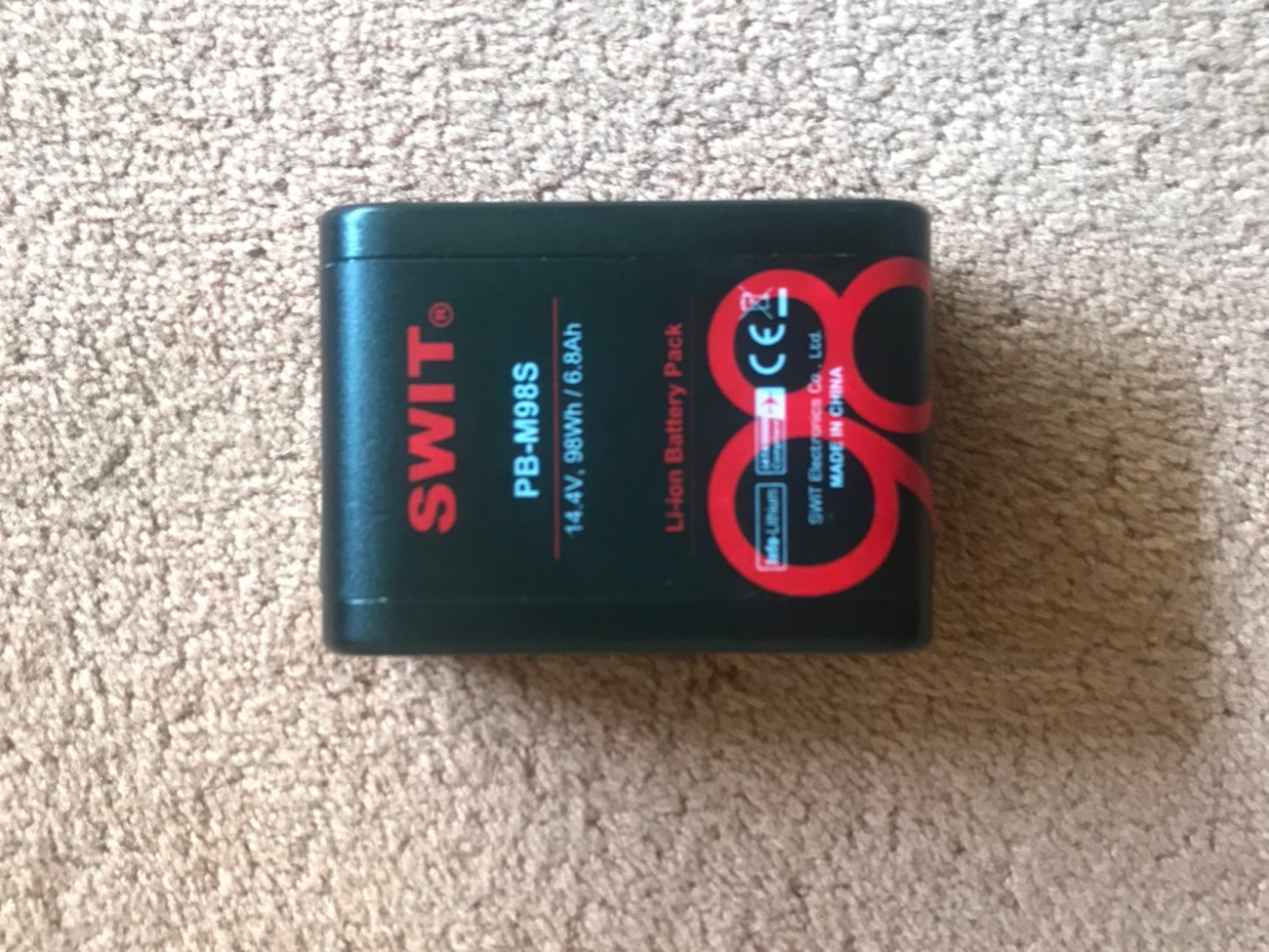 Swit pb-m98s 98wh pocket v-mount battery