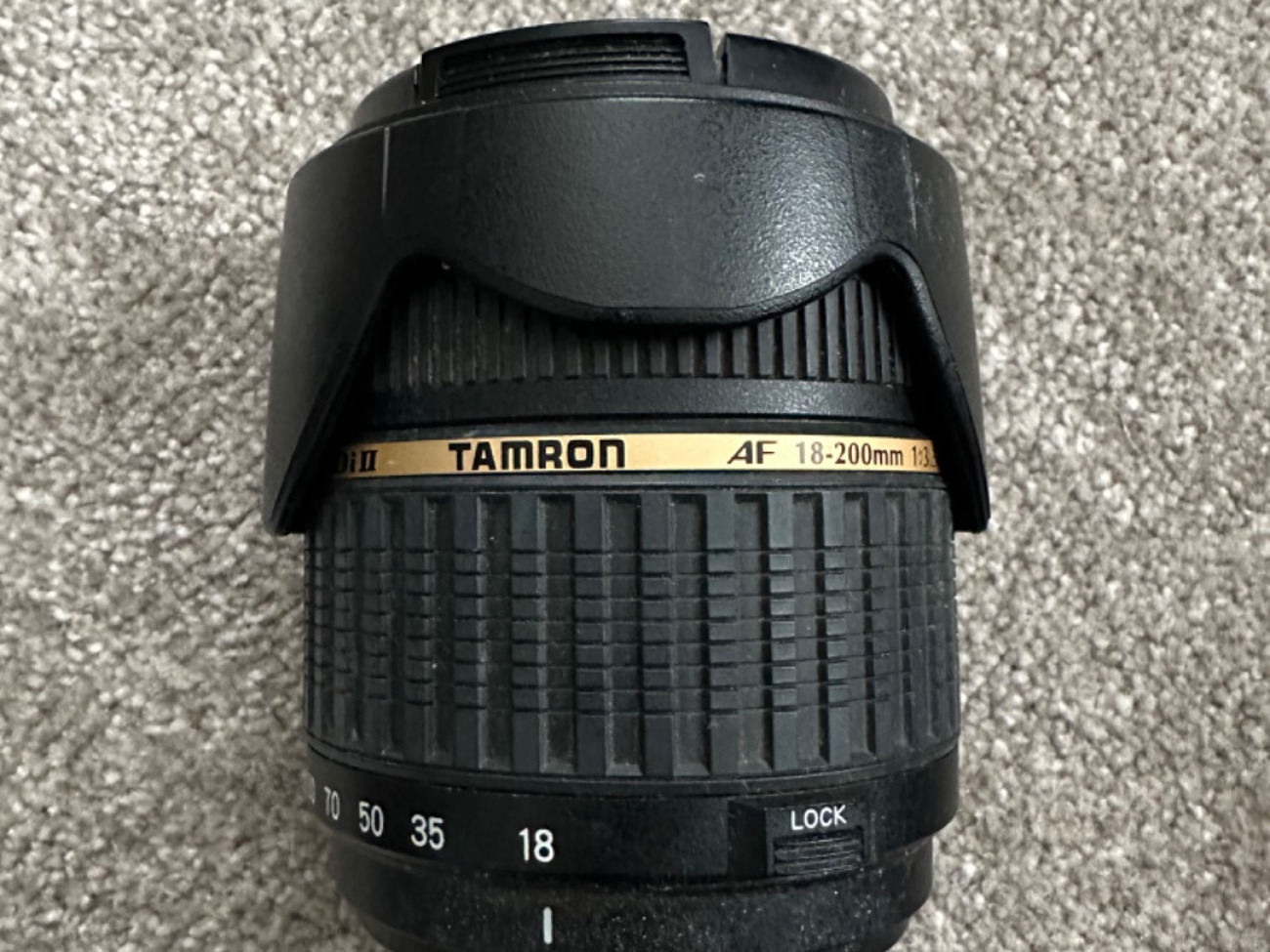 Tamron 18-200 dslr lens