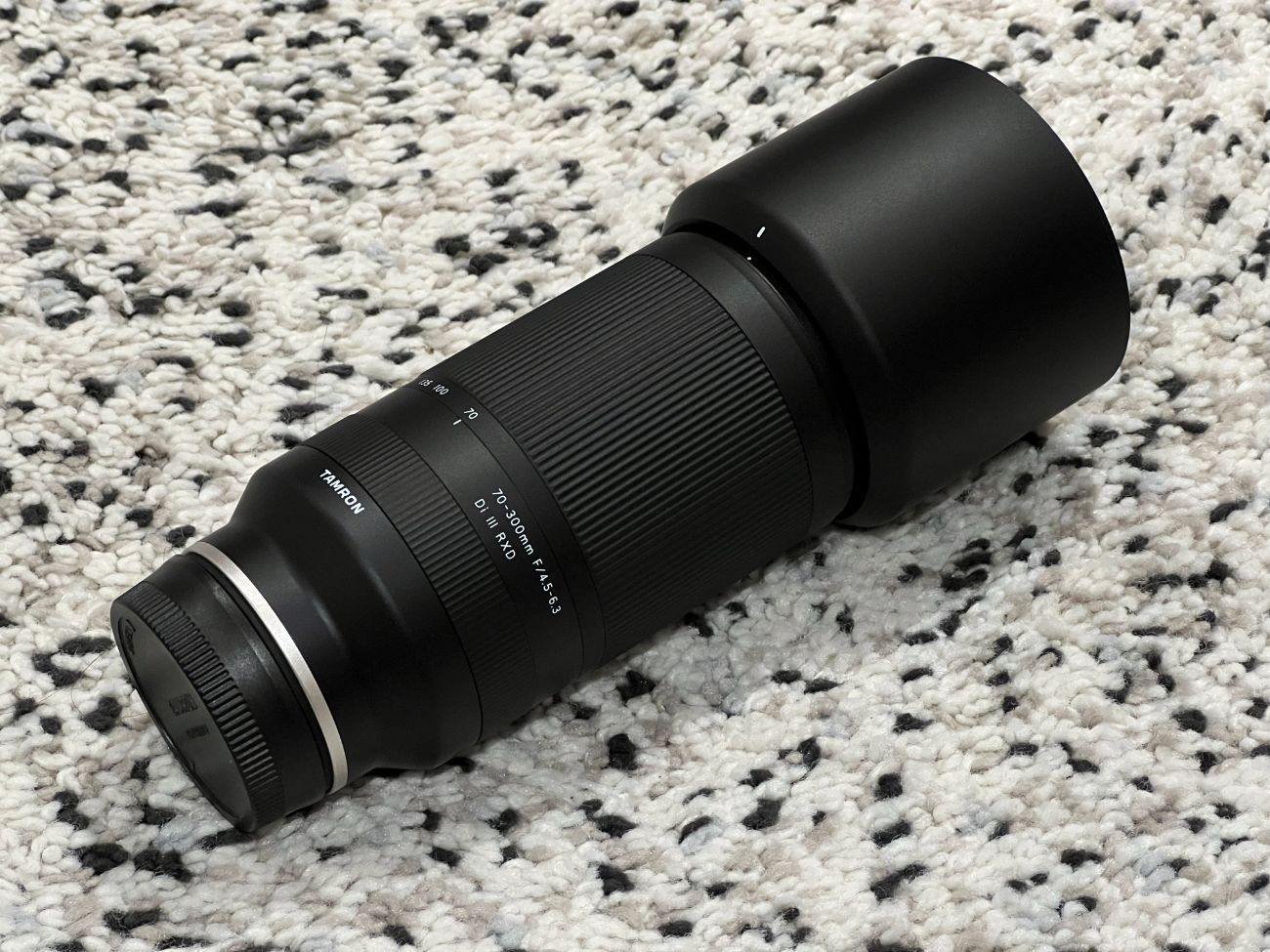 Tamron 70-300mm f/4.5-6.3 di iii rxd sony e mount