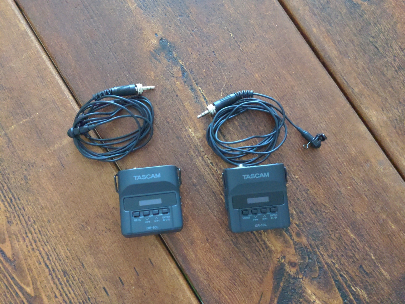 Tascam dr-10l lapel mic x 2