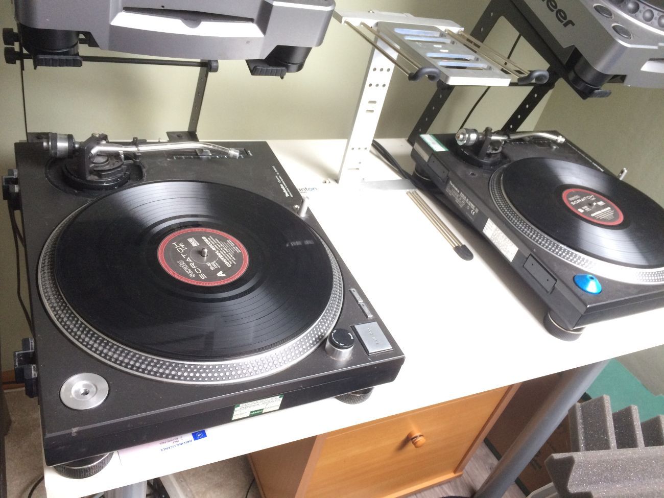Technic sl-1210s m3d & mk2 decks