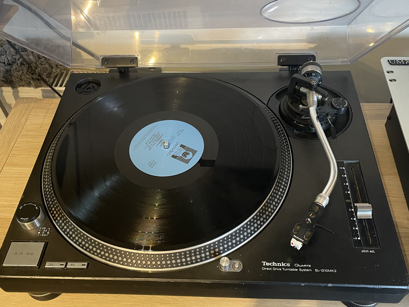 Technics 1210 mk2 with cases