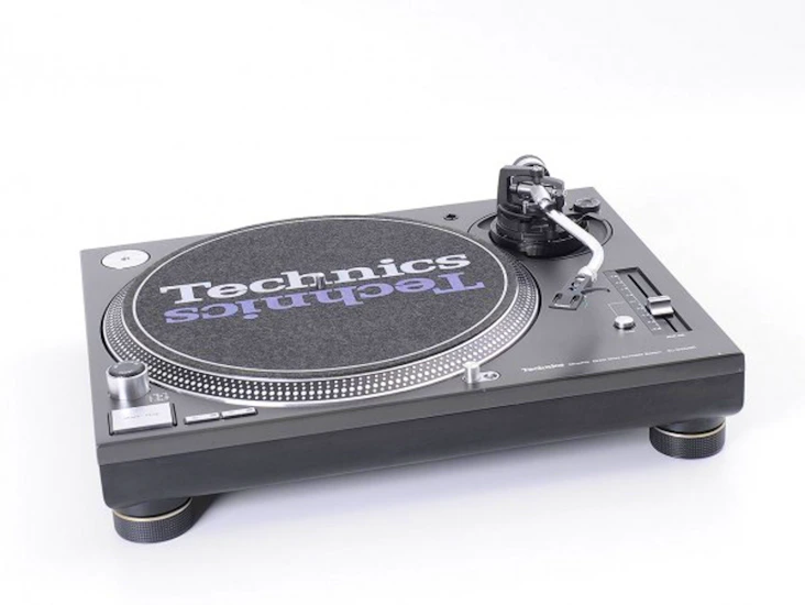Technics sl-1200 m3d turntable