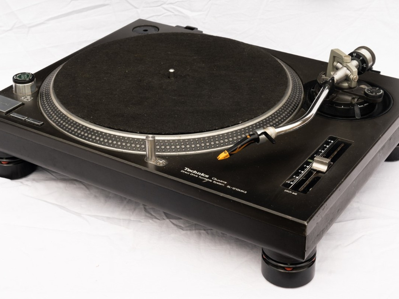 Technics sl1210 mk2 turntables - pair