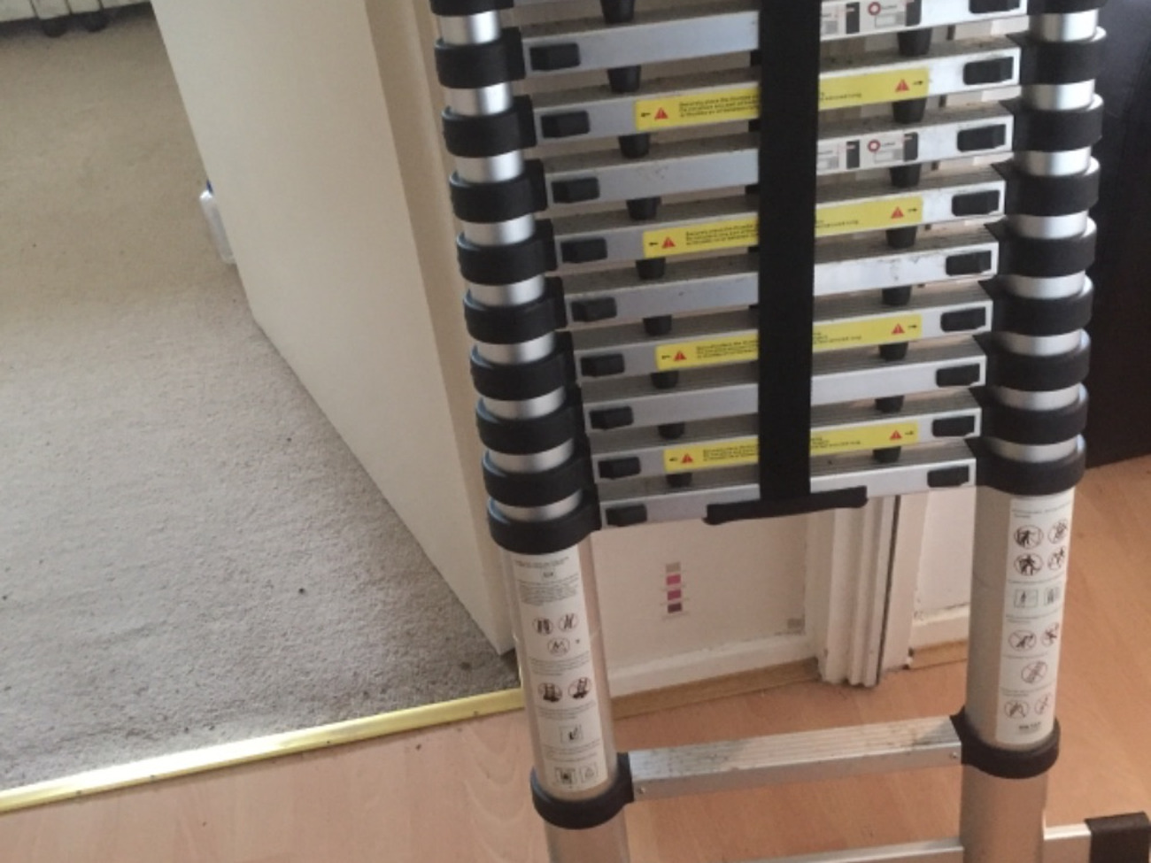 Telescopic ladder 3.8m