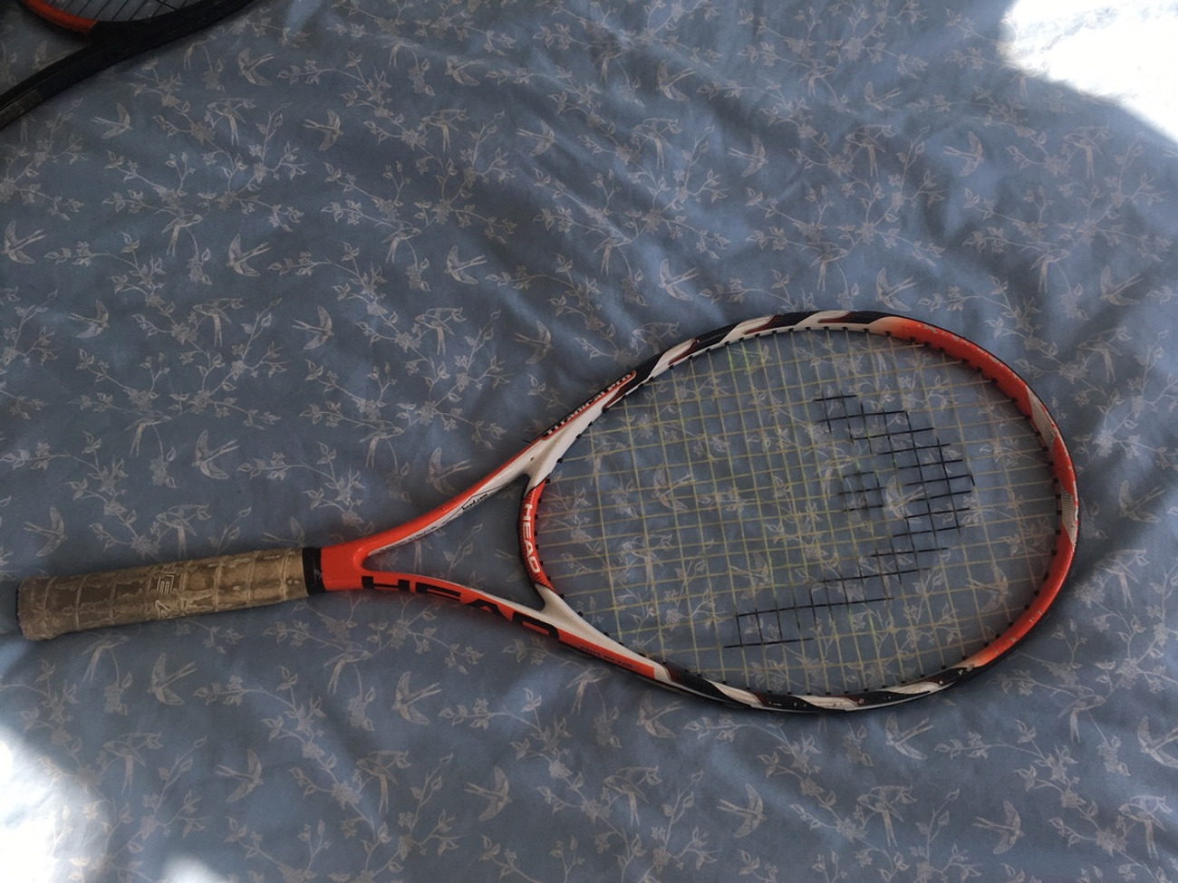 Tennis racket