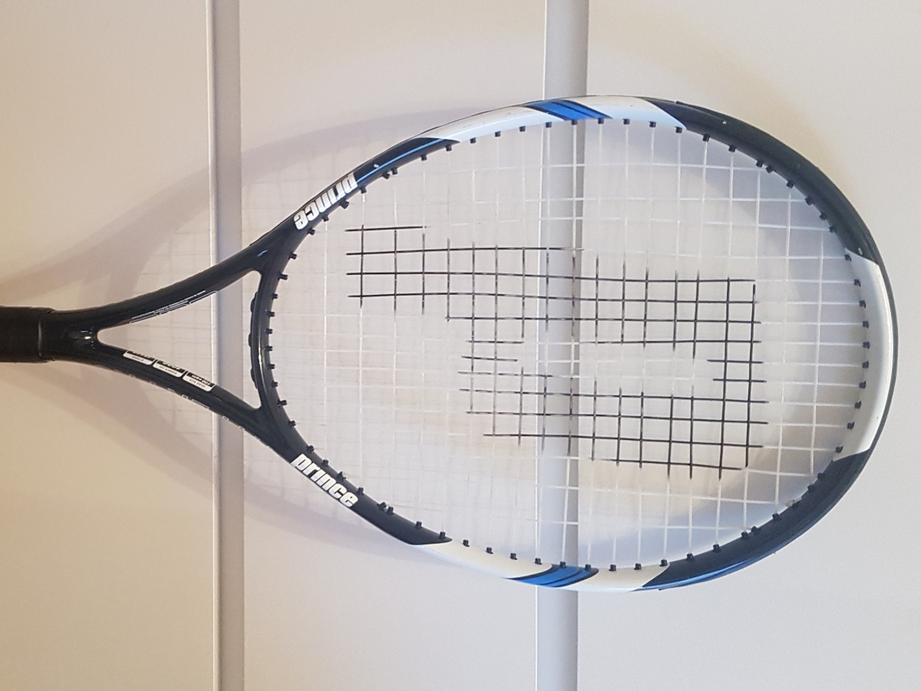 Tennis racket