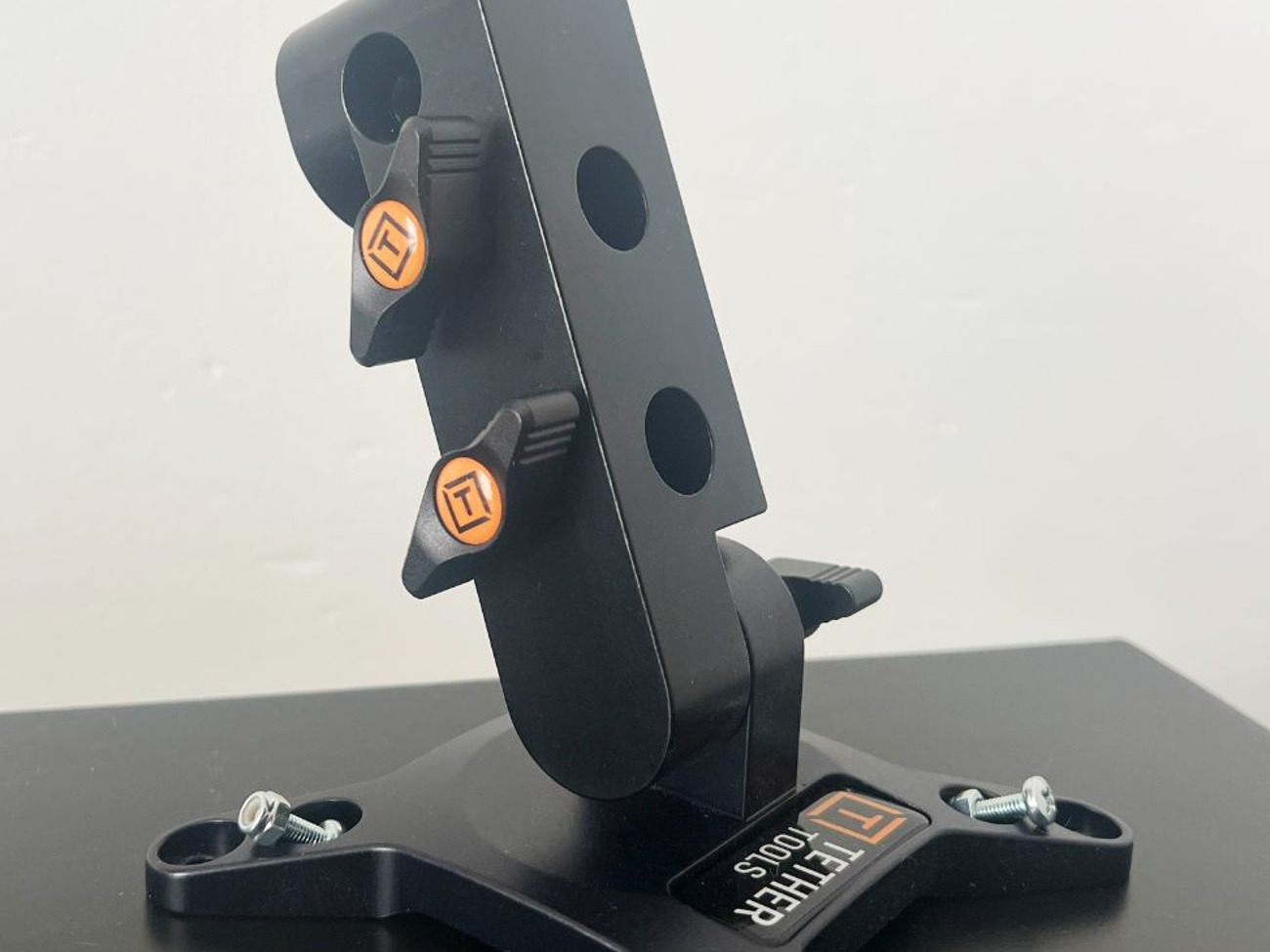 Tether tools monitor mount for stands