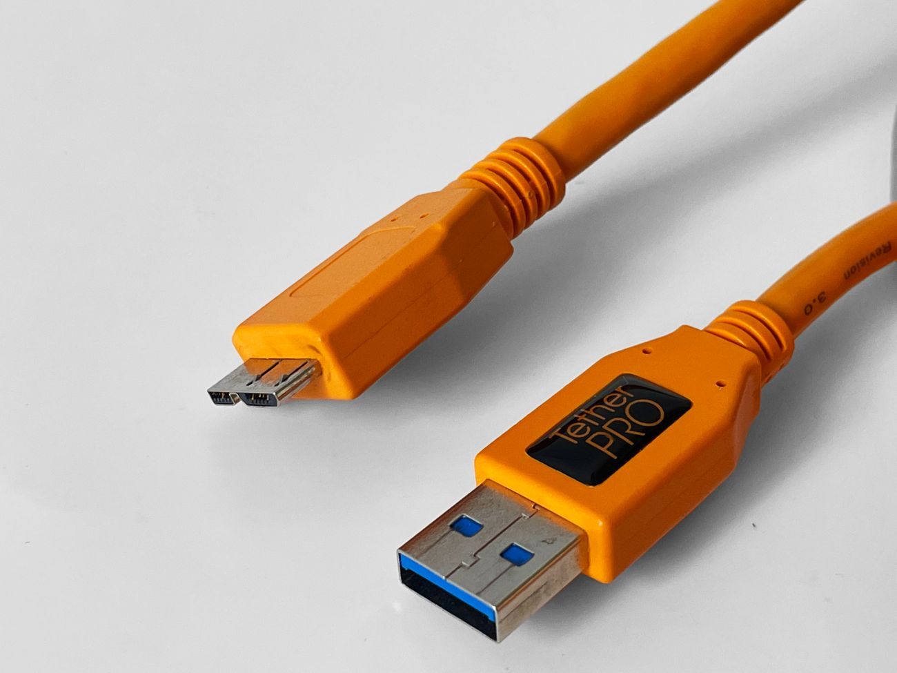 Tether tools usb 3.0 superspeed male to micro-b