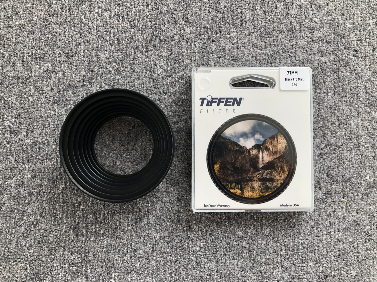 Tiffen 77mm black pro-mist 1/4 filter + step rings