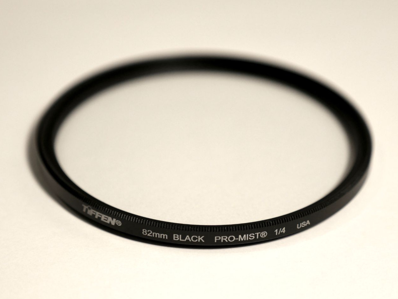 Tiffen 82mm black pro mist 1/4 filter 