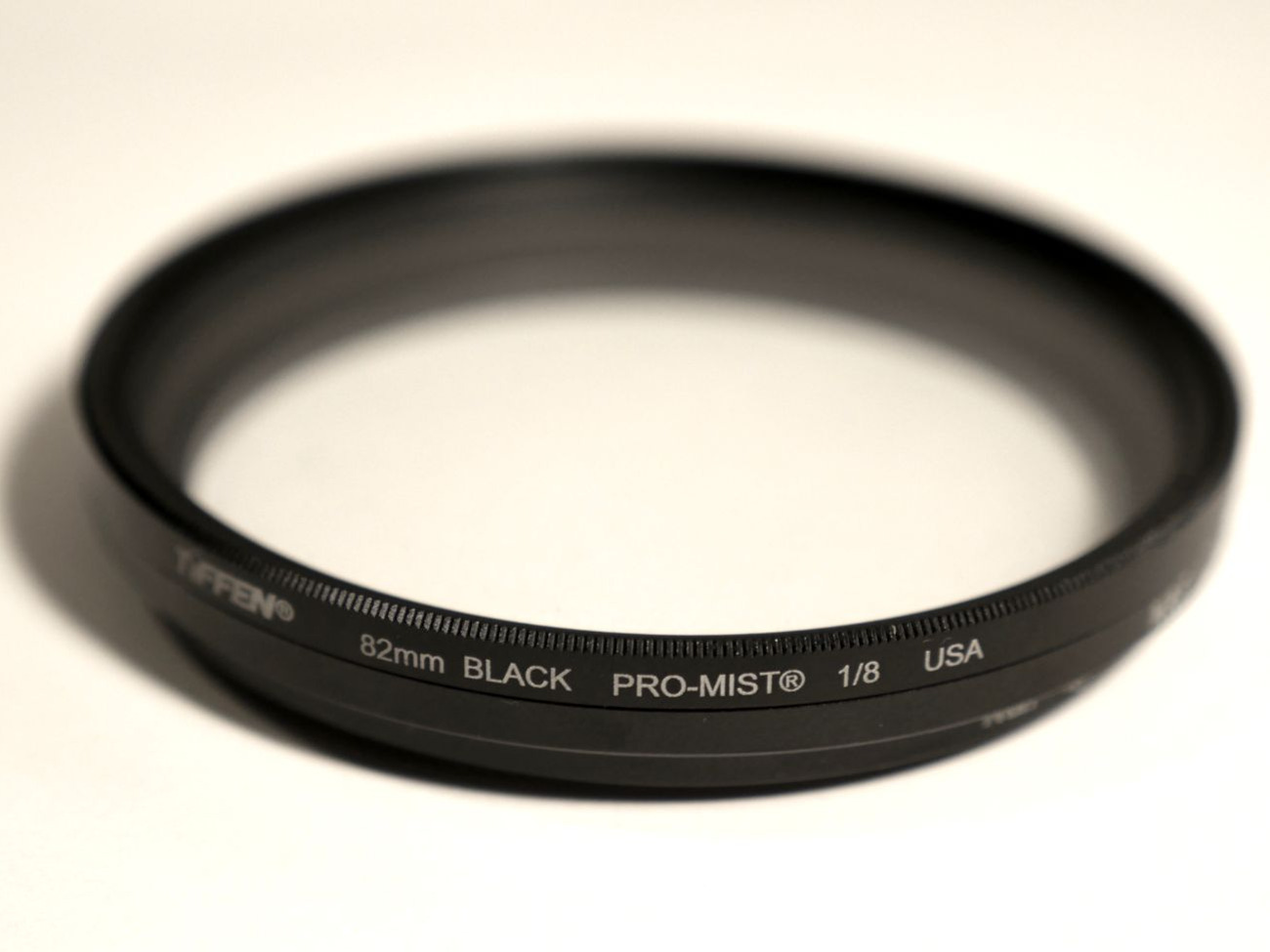 Tiffen 82mm black pro mist 1/8 filter 