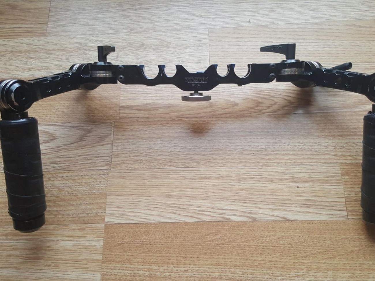 Tilta handgrips - handheld shoulder mount rig (arri 15mm & 19mm bars rails) moose bars